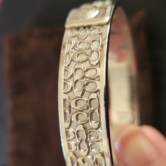 Bangle Bracelet - Picture 4 of 5